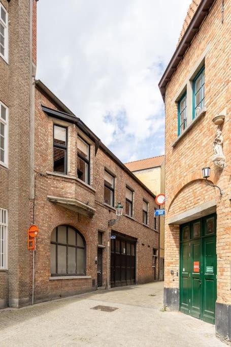 The Bruges Belfry View Apartment Exterior photo